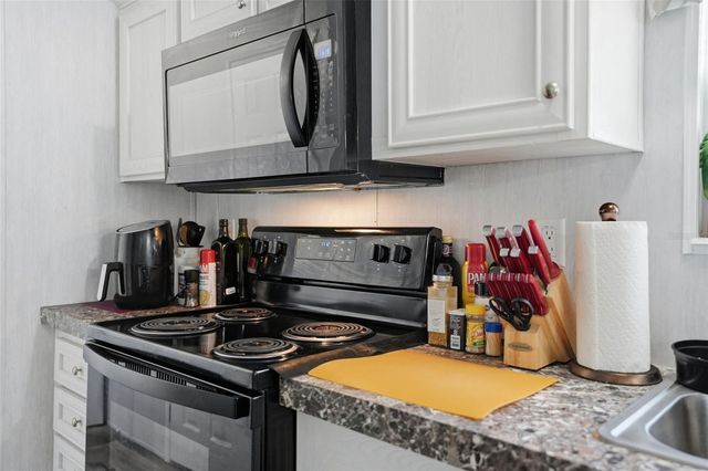 9100 HIGHPOINT BOULEVARD, Brooksville, FL 34613