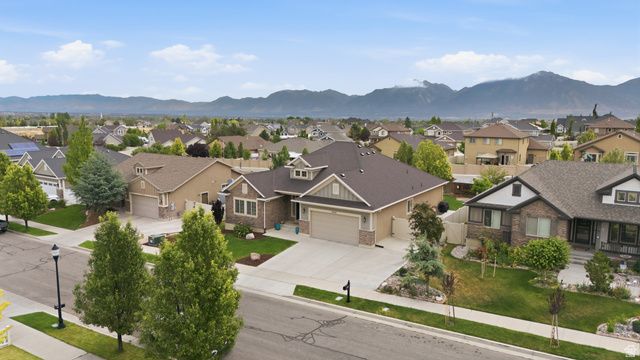 14143 S BLACK SAGE DR, Herriman, UT 84096