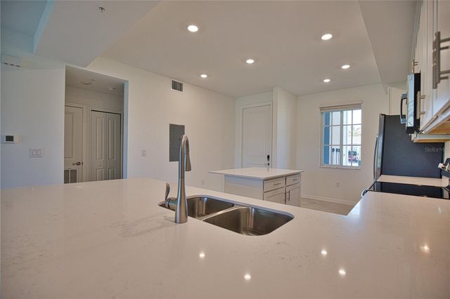 12280 WELLEN GOLF STREET 104, Venice, FL 34293