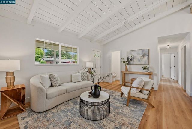 2321 Sunshine Dr, Concord, CA 94520