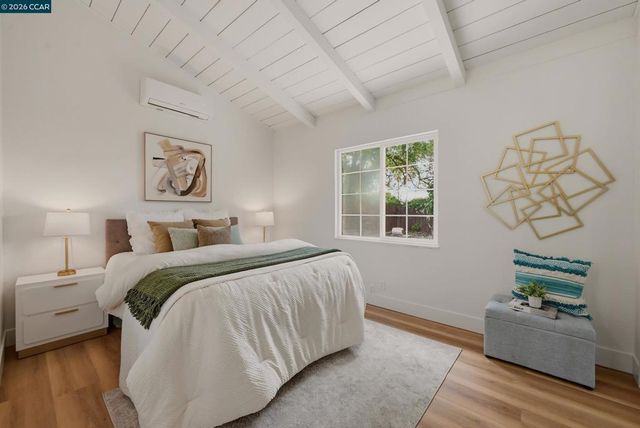 2321 Sunshine Dr, Concord, CA 94520