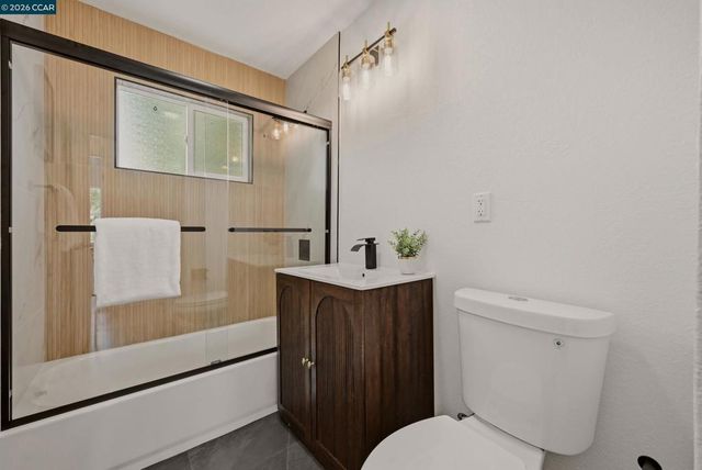 2321 Sunshine Dr, Concord, CA 94520