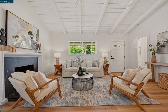 2321 Sunshine Dr, Concord, CA 94520