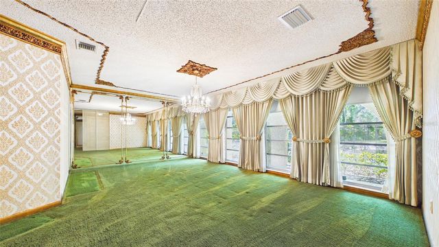 1116 N RIVERHILLS DRIVE, Temple Terrace, FL 33617