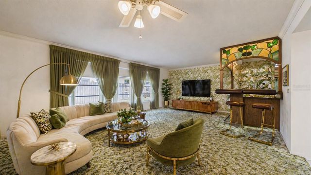 1116 N RIVERHILLS DRIVE, Temple Terrace, FL 33617