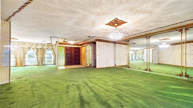 1116 N RIVERHILLS DRIVE, Temple Terrace, FL 33617