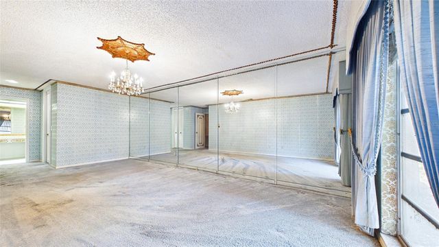 1116 N RIVERHILLS DRIVE, Temple Terrace, FL 33617