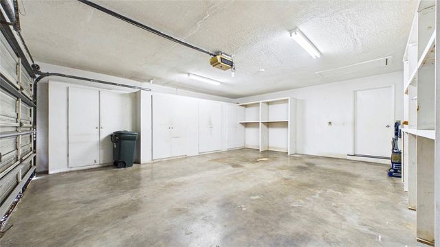 1116 N RIVERHILLS DRIVE, Temple Terrace, FL 33617