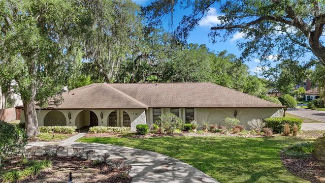 1116 N RIVERHILLS DRIVE, Temple Terrace, FL 33617