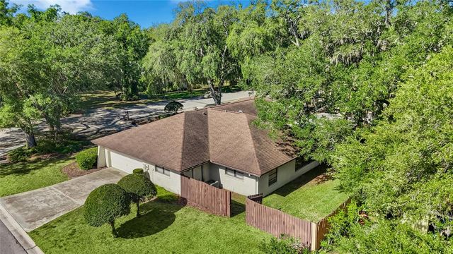 1116 N RIVERHILLS DRIVE, Temple Terrace, FL 33617