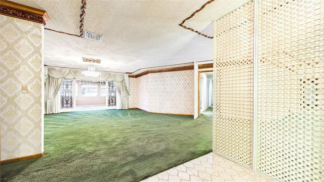 1116 N RIVERHILLS DRIVE, Temple Terrace, FL 33617