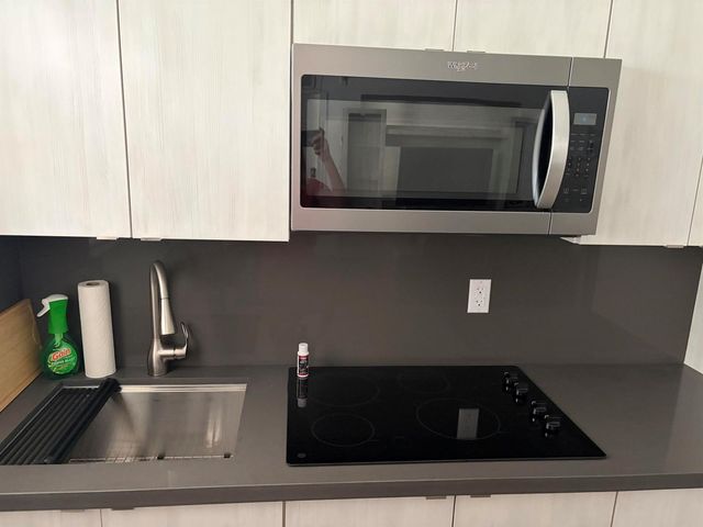 1480 S Ocean Boulevard 111, Lauderdale By The Sea, FL 33062