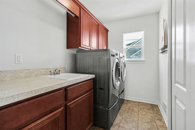 5862 Tyler Court, Dexter, MI 48130