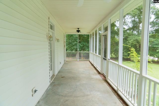 421 Dutchman Shores Circle, Chapin, SC 29036