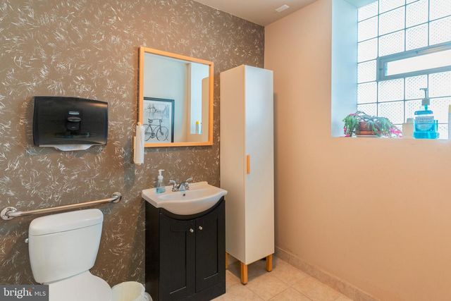 6388 CASTOR AVE, Philadelphia, PA 19149