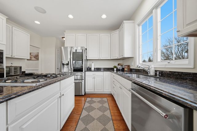 31 Fairways Lane, Methuen, MA 01844