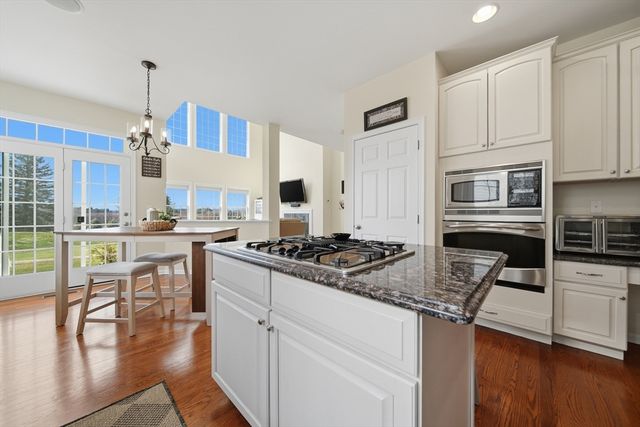 31 Fairways Lane, Methuen, MA 01844