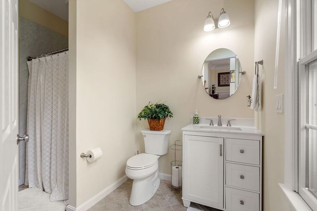 31 Fairways Lane, Methuen, MA 01844