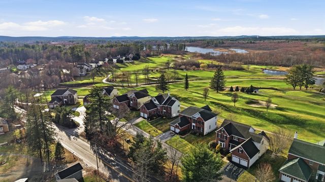 31 Fairways Lane, Methuen, MA 01844