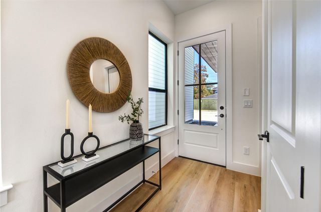 6135 Pacific Forest Drive, Houston, TX 77091