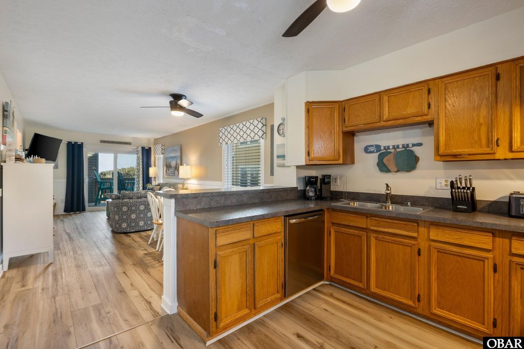 Image 12 of property listing at 1401 N Virginia Dare Trail, Kill Devil Hills, NC 27948