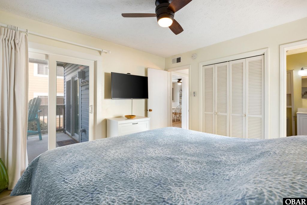 Image 15 of property listing at 1401 N Virginia Dare Trail, Kill Devil Hills, NC 27948