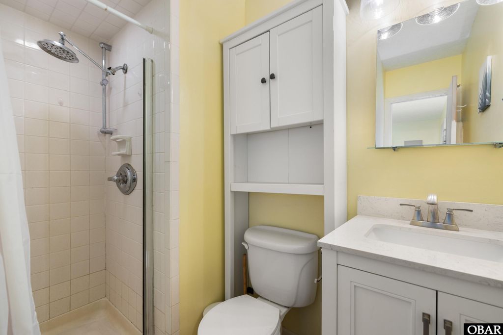 Image 16 of property listing at 1401 N Virginia Dare Trail, Kill Devil Hills, NC 27948