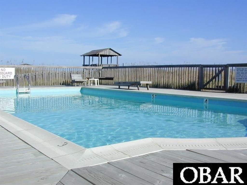 Image 3 of property listing at 1401 N Virginia Dare Trail, Kill Devil Hills, NC 27948
