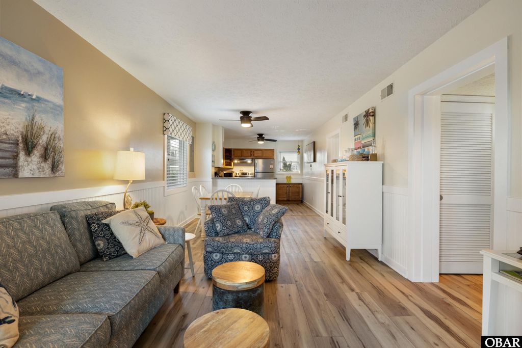 Image 7 of property listing at 1401 N Virginia Dare Trail, Kill Devil Hills, NC 27948
