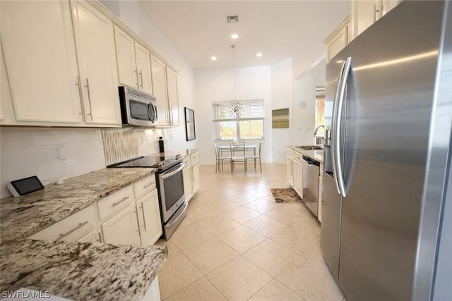 16571 Goldenrod LN 202, Alva, FL 33920
