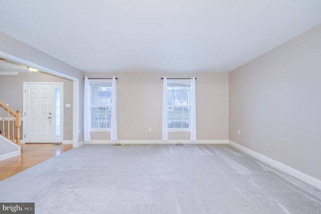 141 ENVOY CT, Inwood, WV 25428