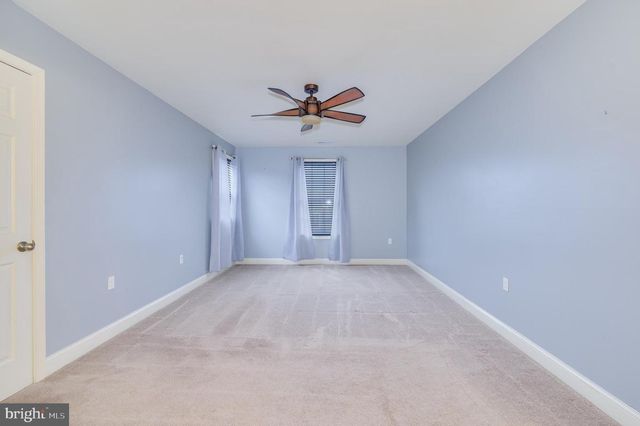 141 ENVOY CT, Inwood, WV 25428