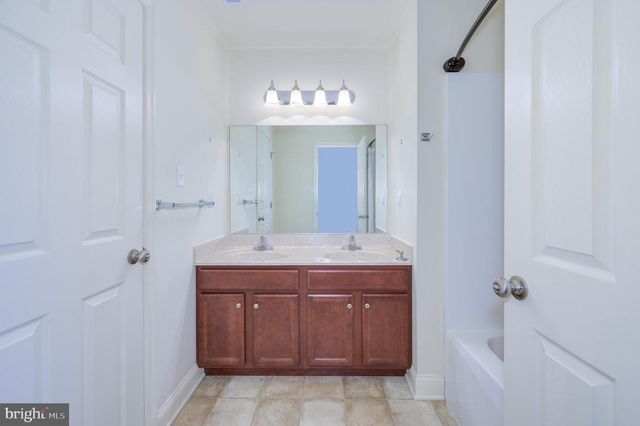 141 ENVOY CT, Inwood, WV 25428