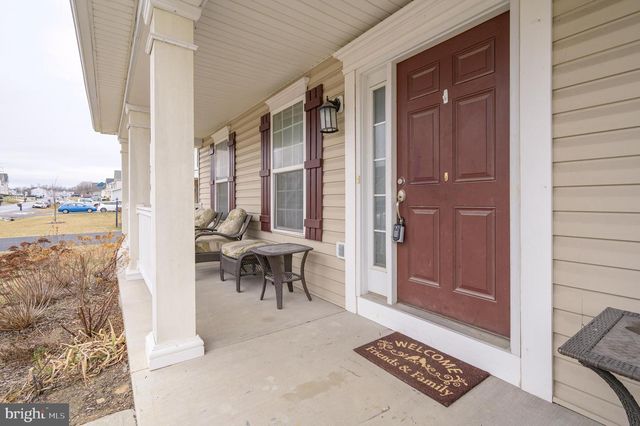 141 ENVOY CT, Inwood, WV 25428