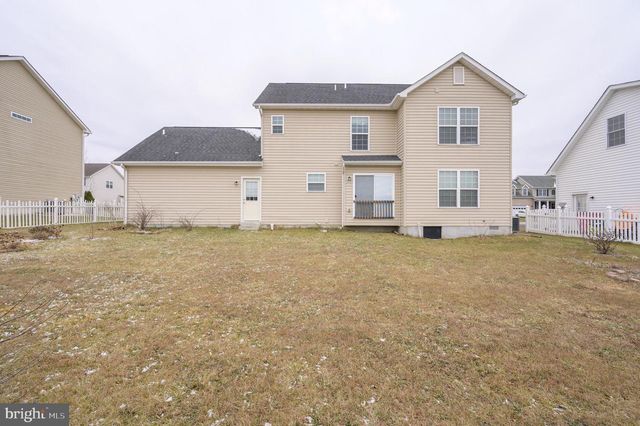 141 ENVOY CT, Inwood, WV 25428