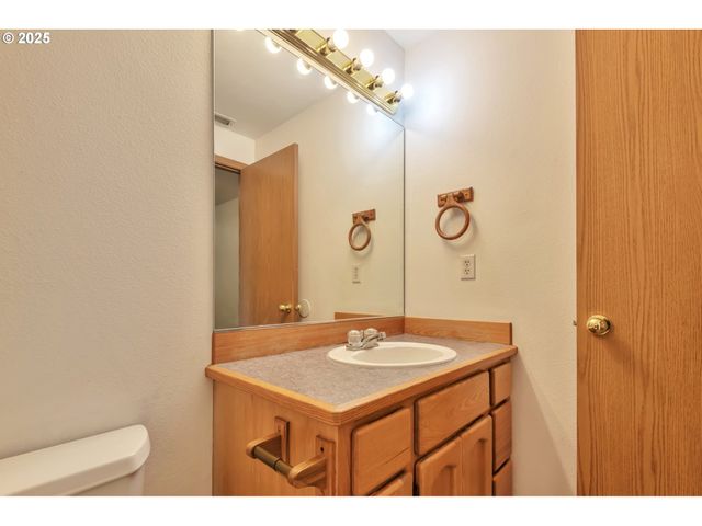 19002 Se 17TH St, Vancouver, WA 98683