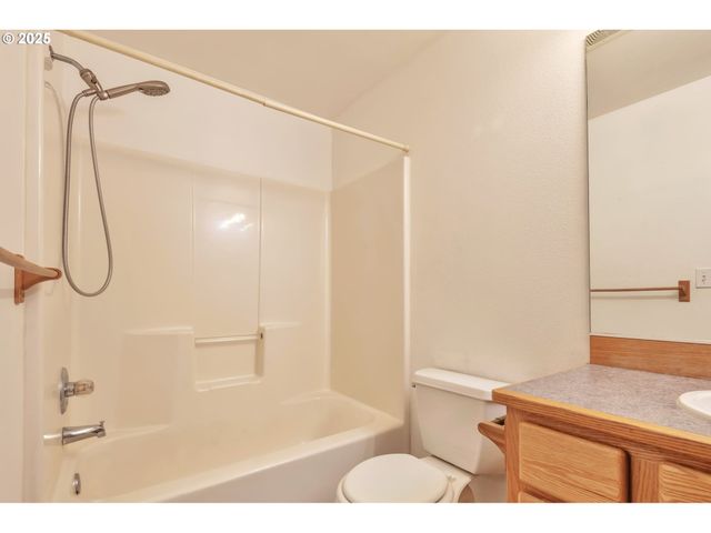 19002 Se 17TH St, Vancouver, WA 98683