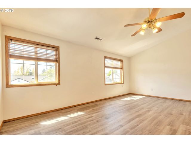 19002 Se 17TH St, Vancouver, WA 98683