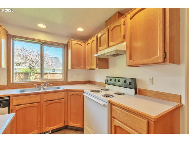 19002 Se 17TH St, Vancouver, WA 98683