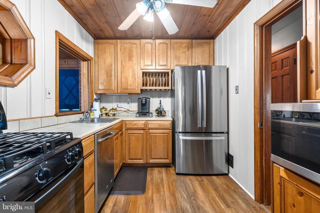 5718 LEAF LN, Elkridge, MD 21075