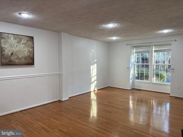 6505 FIELD MASTER DR, Springfield, VA 22152