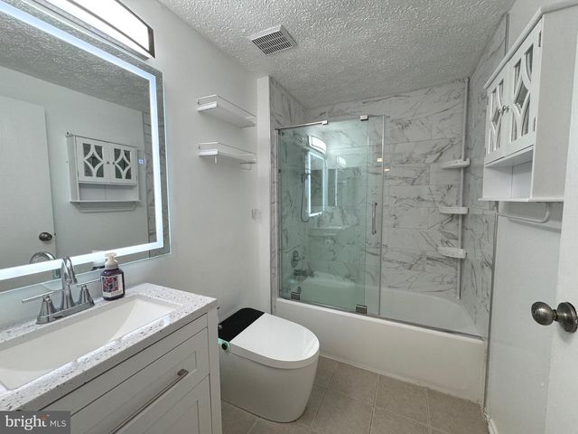 6505 FIELD MASTER DR, Springfield, VA 22152