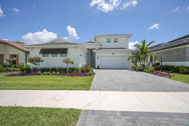 9524 St Germain Drive, Palm Beach Gardens, FL 33412