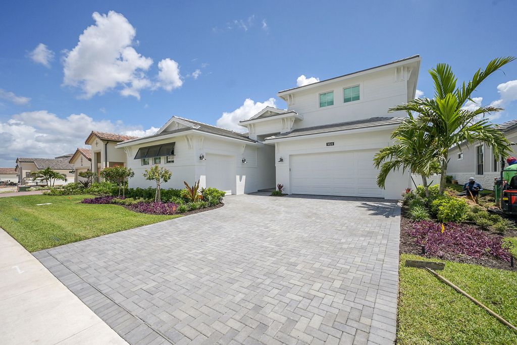 9524 St Germain Drive, Palm Beach Gardens, FL 33412