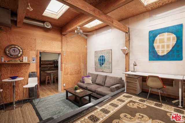 2123 Branden Street, Los Angeles, CA 90026