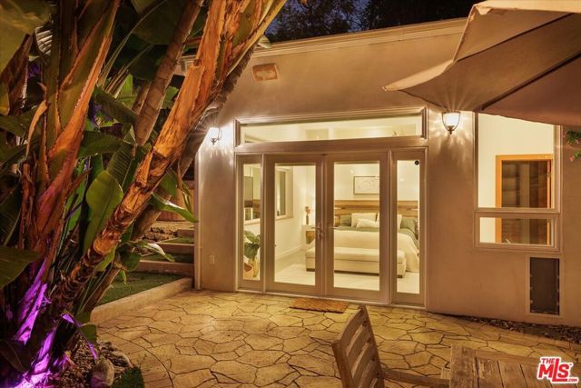 2123 Branden Street, Los Angeles, CA 90026