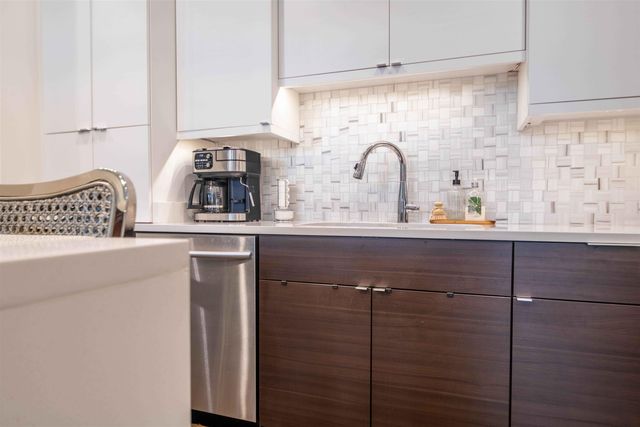 462 FRONTLINE CV, Memphis, TN 38103