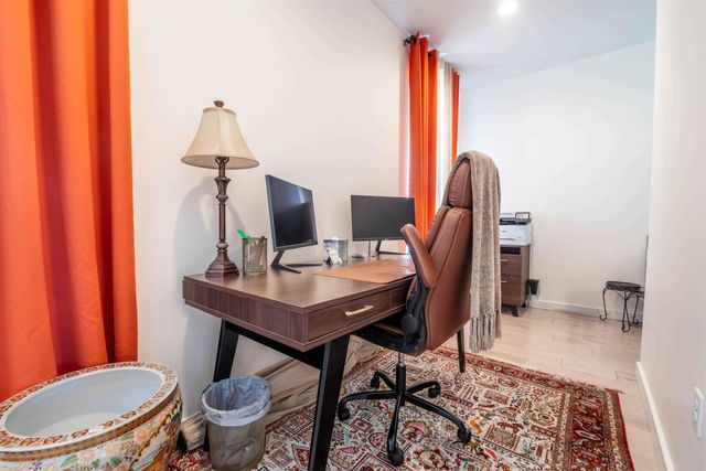 462 FRONTLINE CV, Memphis, TN 38103