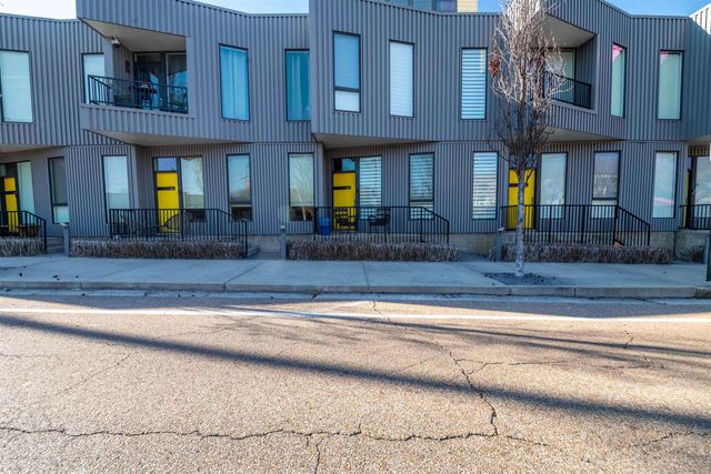 462 FRONTLINE CV, Memphis, TN 38103