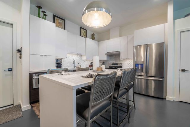 462 FRONTLINE CV, Memphis, TN 38103